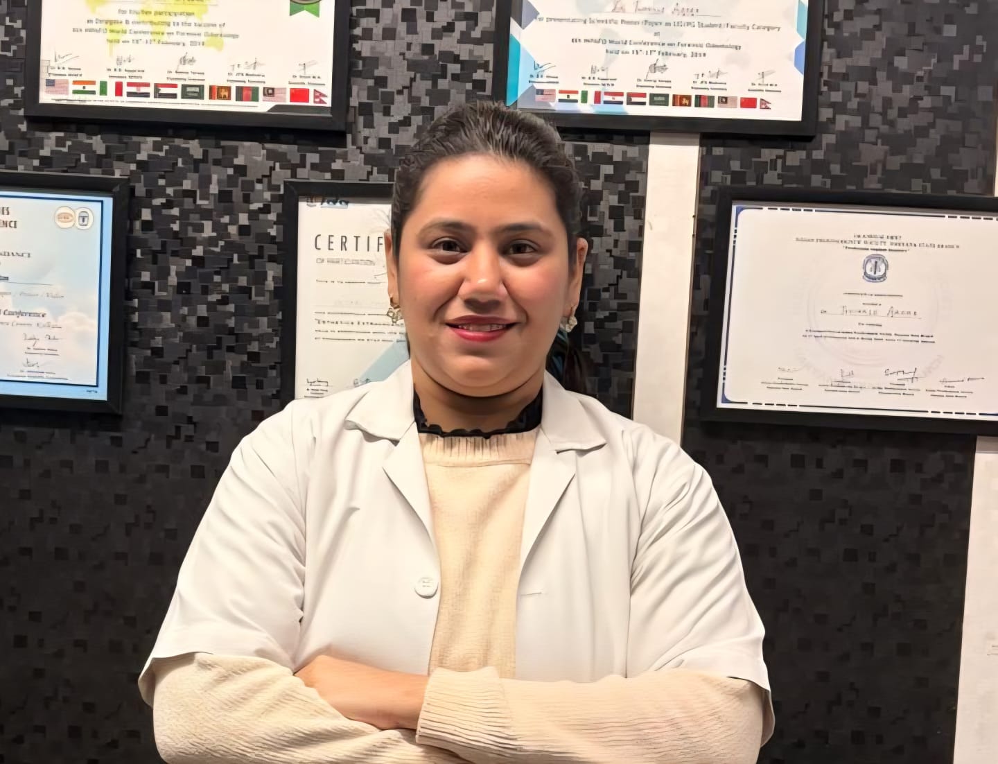 Dr Twinkle Prosthodontist Mohali Crown Bridge Specialist